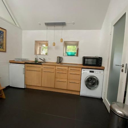 Oak Cottage Near Ronne & Beach 外观 照片
