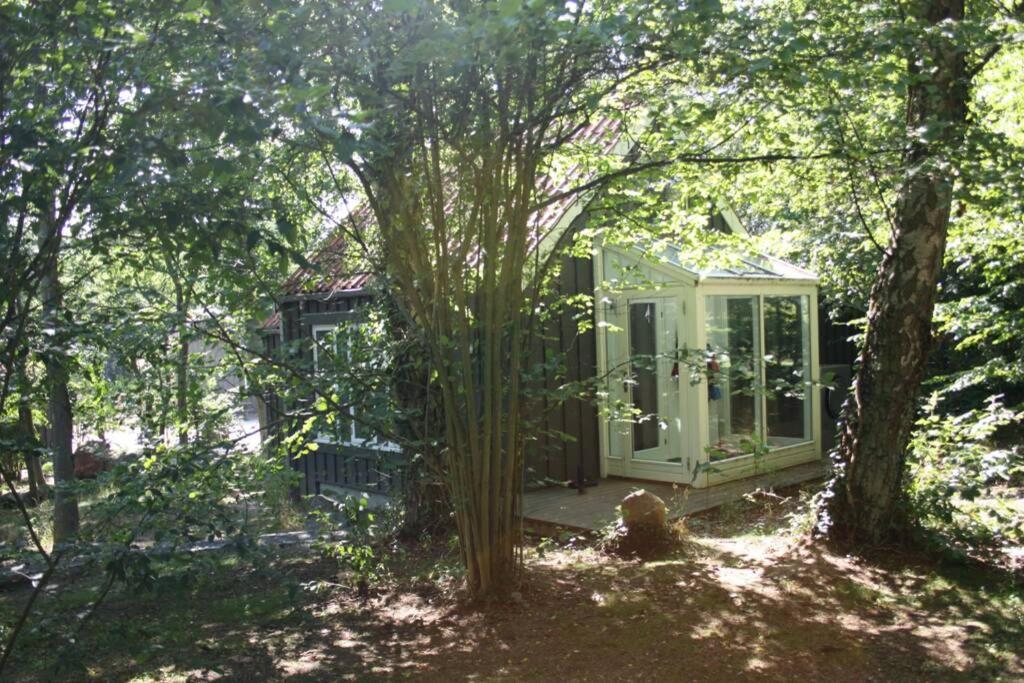 Oak Cottage Near Ronne & Beach 外观 照片